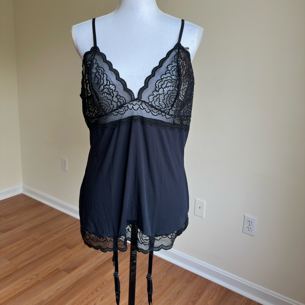 Escante || Womans Elegant Black Lace Lingerie size large